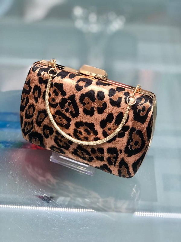 DavidRossi Bag code: e29f1b0a35bb262e29e090f2d7b0ec00