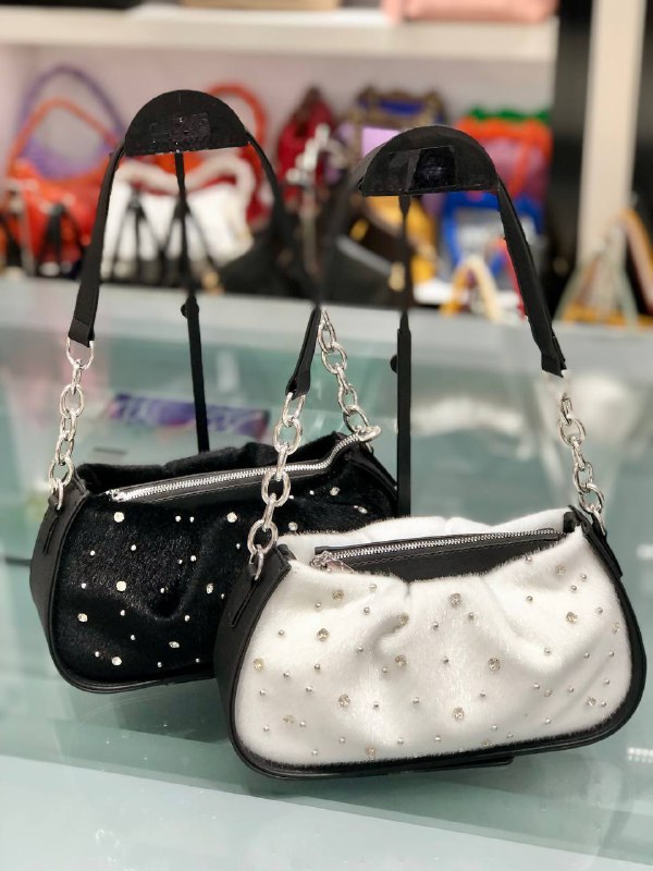 DavidRossi Bag code: e5fdd435eee4434a2ded6b5dedc4e3a5