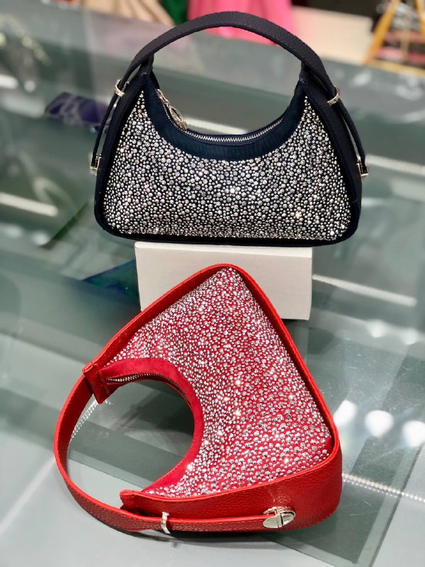 DavidRossi Bag code: ff4e414a8758e2264ec47cdfc9c144f8