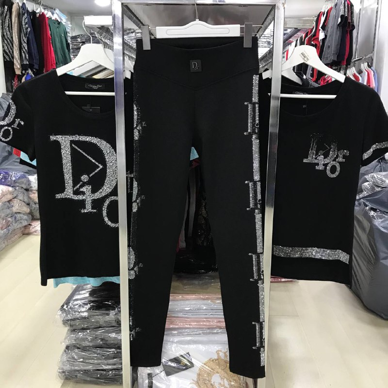 RICH GLAM code: 2ee5690dba6be4657a7e2de7edd9bc3b