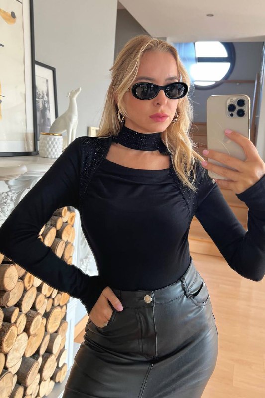 RICH GLAM code: 2fb92c4a1d59010047754faa518d7930