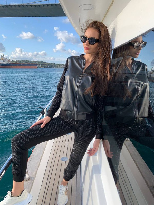 RICH GLAM code: 99610a15baf6c39dc2f21aaea11b2589