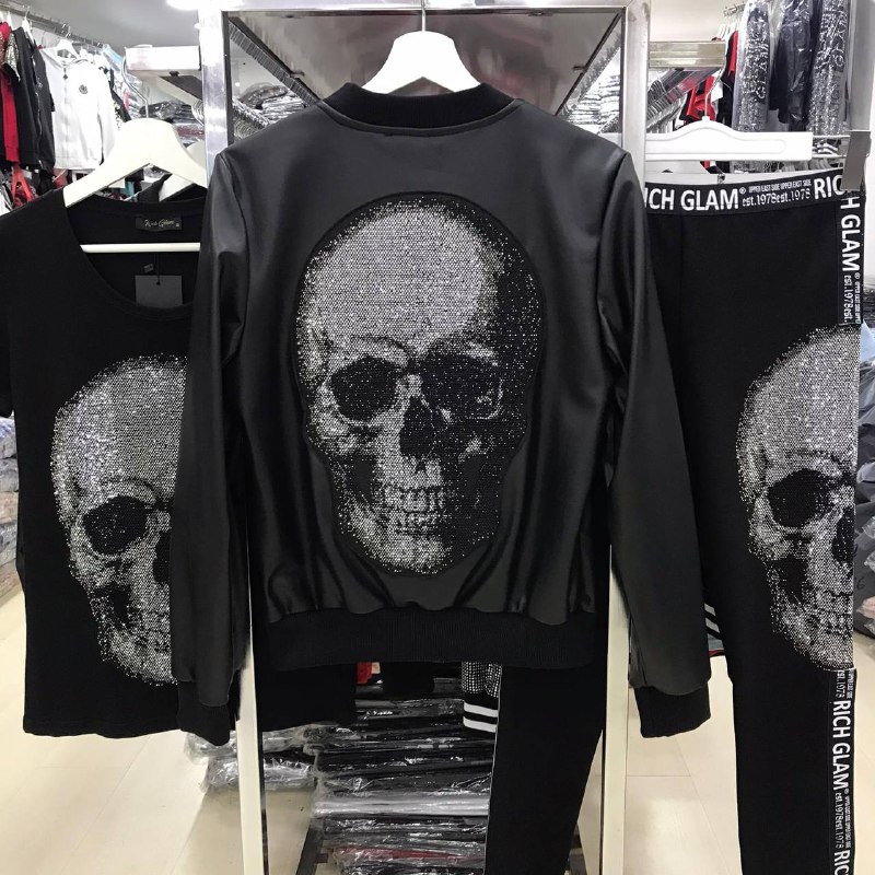 RICH GLAM code: a23a512642edf4db7b76c3593dab6f79