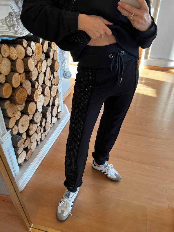 RICH GLAM code: ed718a27cce9204a5a7b64ff76e77336